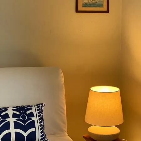 בית נופש Little House On The Sea